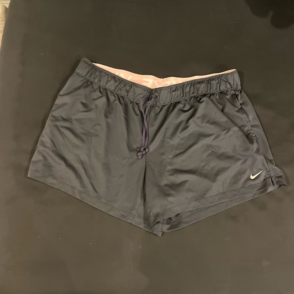 NIKE DRI-FIT Shorts In grayish purple